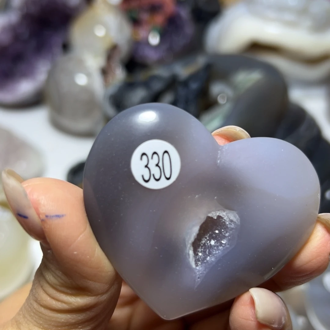 玛瑙/玉髓未镶嵌雕刻件