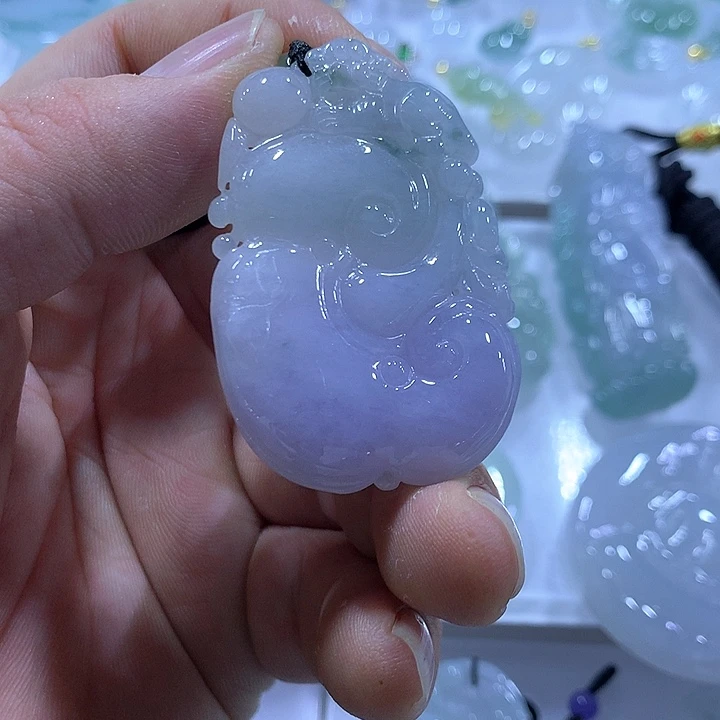 翡翠未镶嵌颈饰天然翡翠A货吊坠