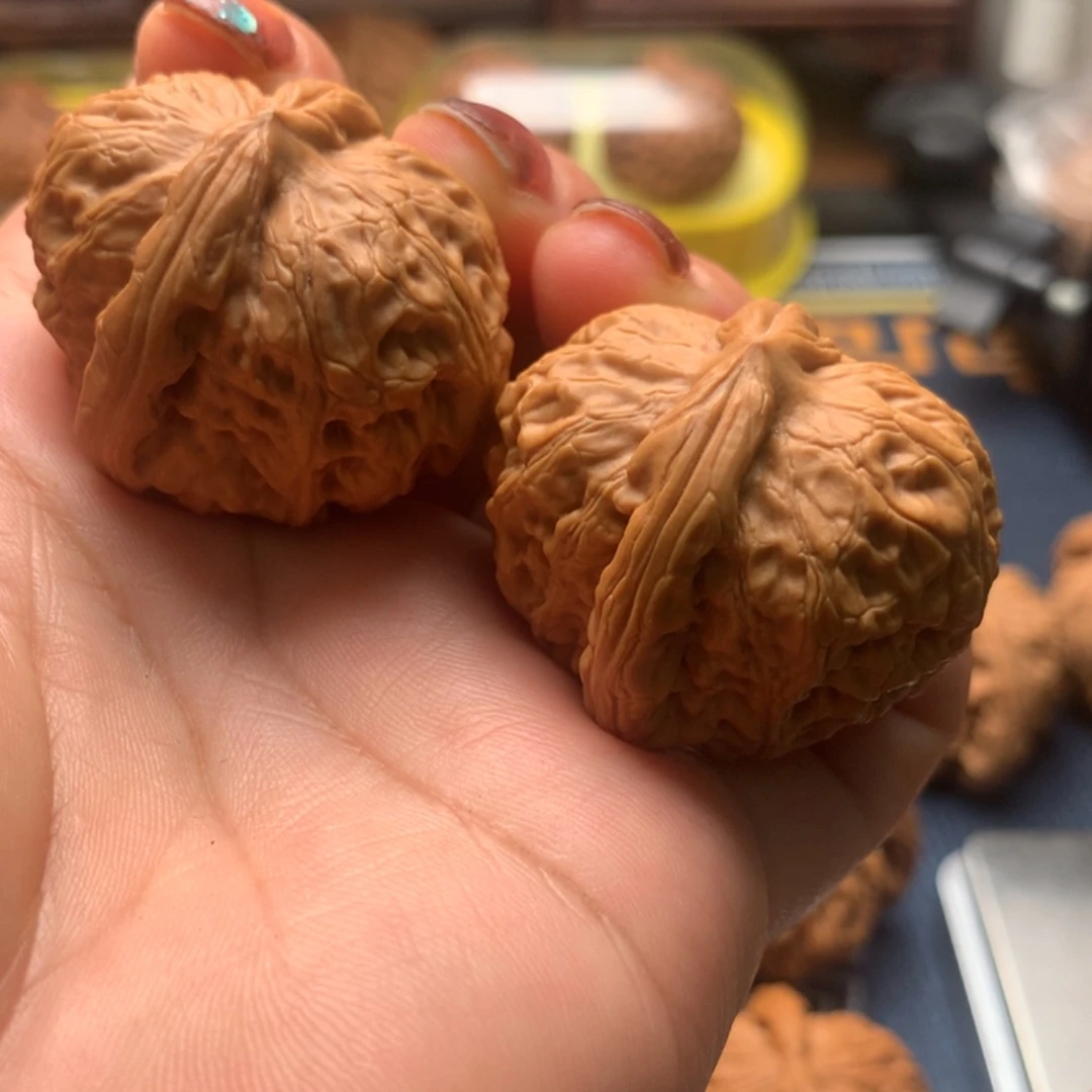 【闪购商品】文玩核桃吊坠汉**亲元宝39