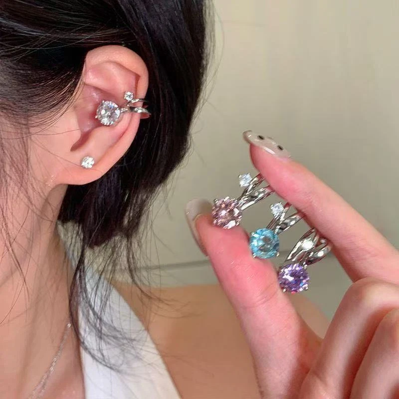 合金耳饰 合金耳饰马蹄环合金合金耳钉锆石钛钢轻奢耳钉华子耳环