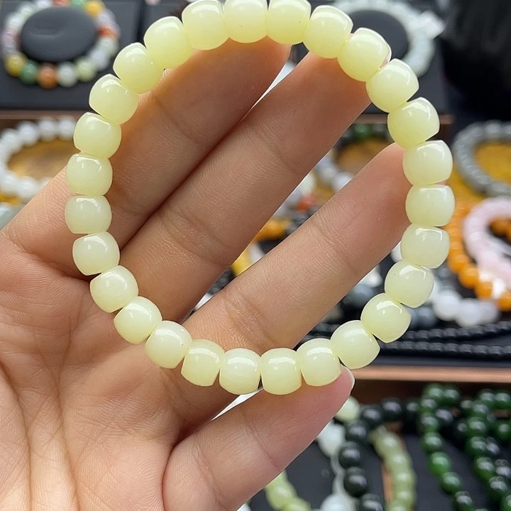 和田玉未镶嵌手串