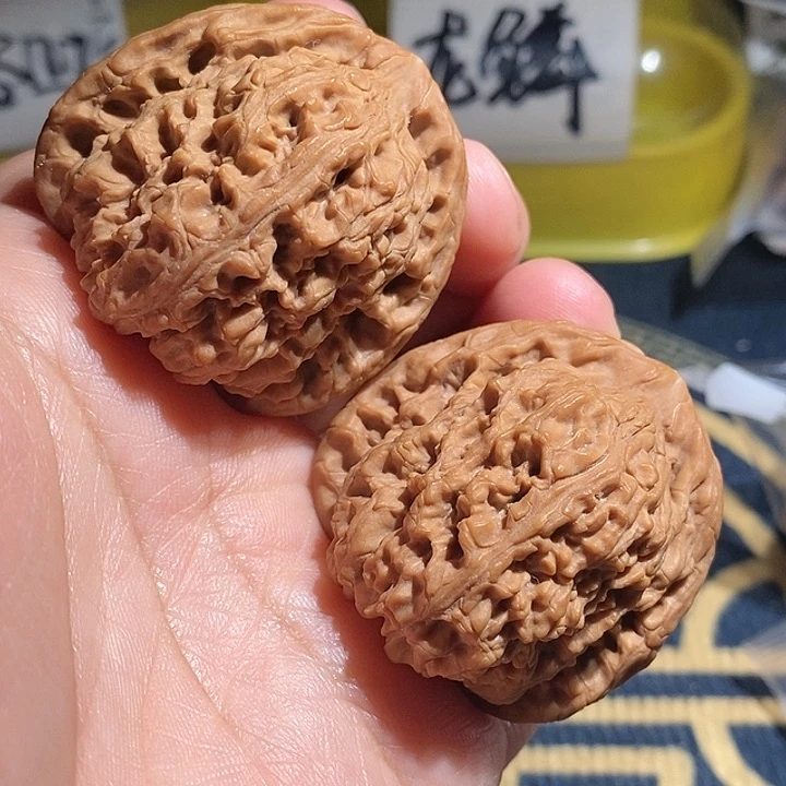 【闪购商品】文玩核桃吊坠刘**.南疆石