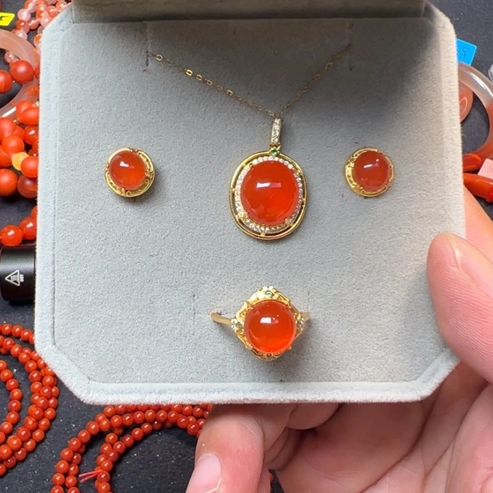 南红玛瑙银S925镶嵌颈饰