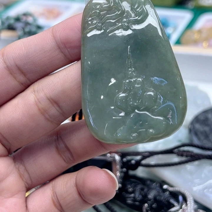 翡翠未镶嵌颈饰用****1