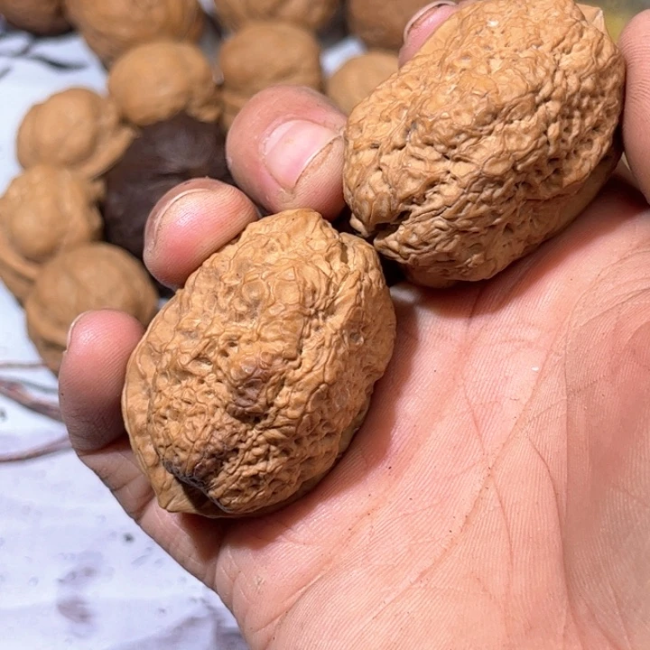 文玩核桃吊坠滇西47