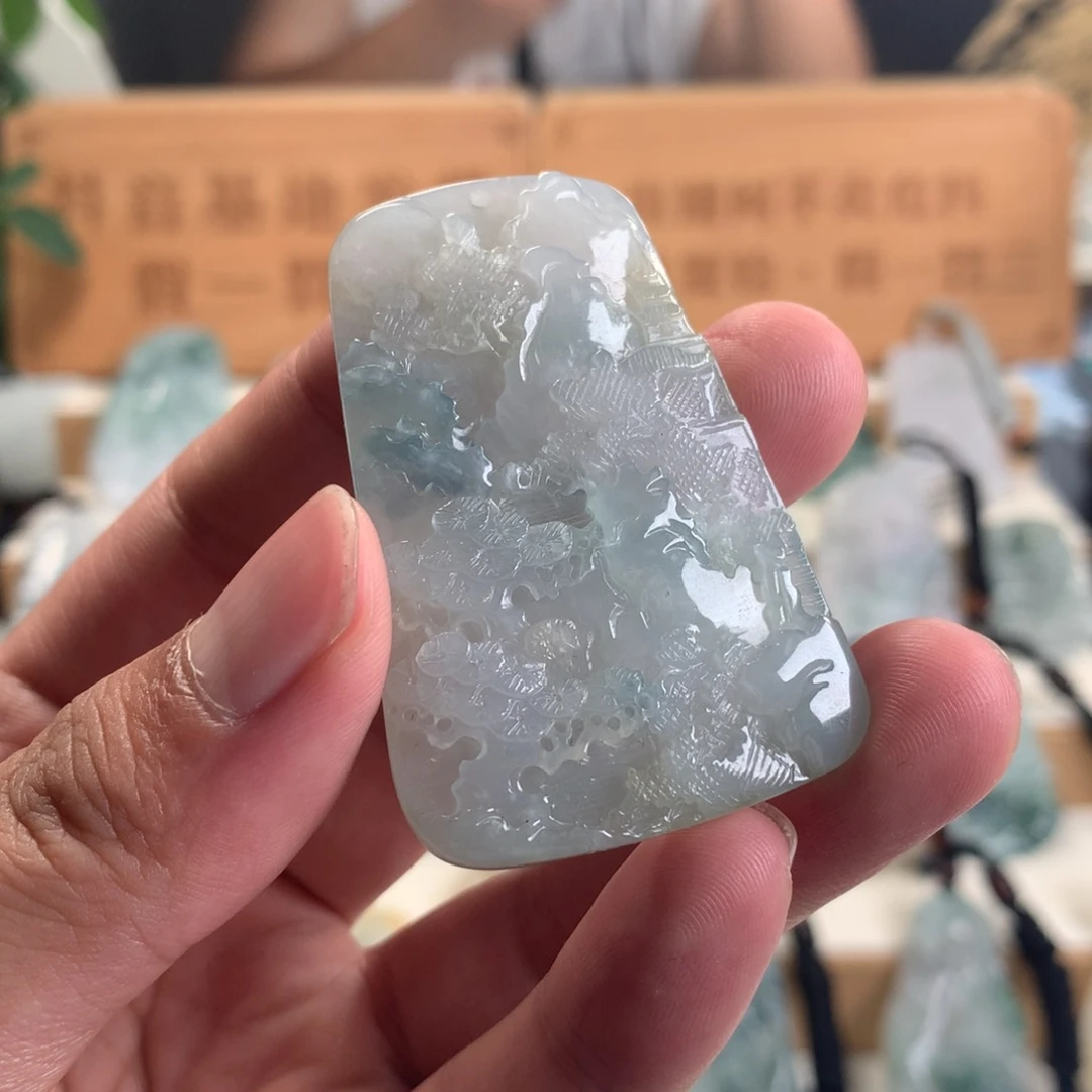 翡翠未镶嵌吊坠(不含链)