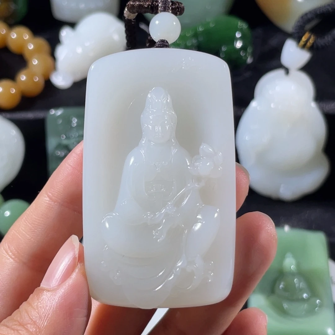 和田玉未镶嵌颈饰