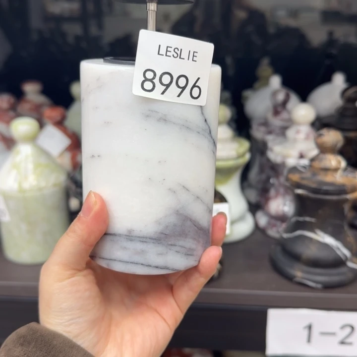 L。 8996。        福利。