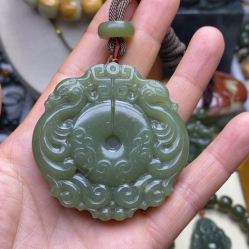 【闪购商品】未镶嵌和田玉挂件轻**月