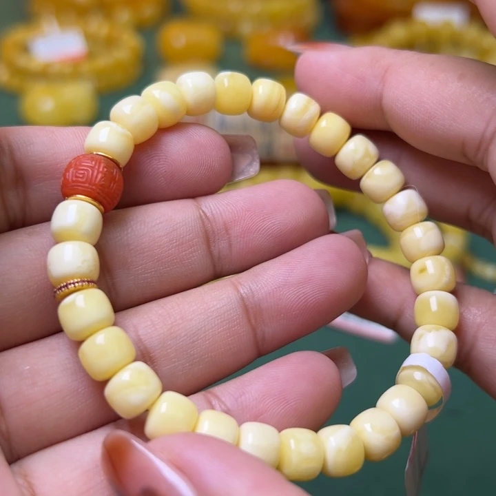 蜜蜡未镶嵌珠宝奇石