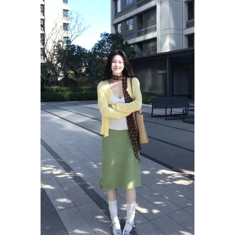 2025秋夏款简约黄色开衫外套显瘦修身内搭高腰气质修身百搭半身裙