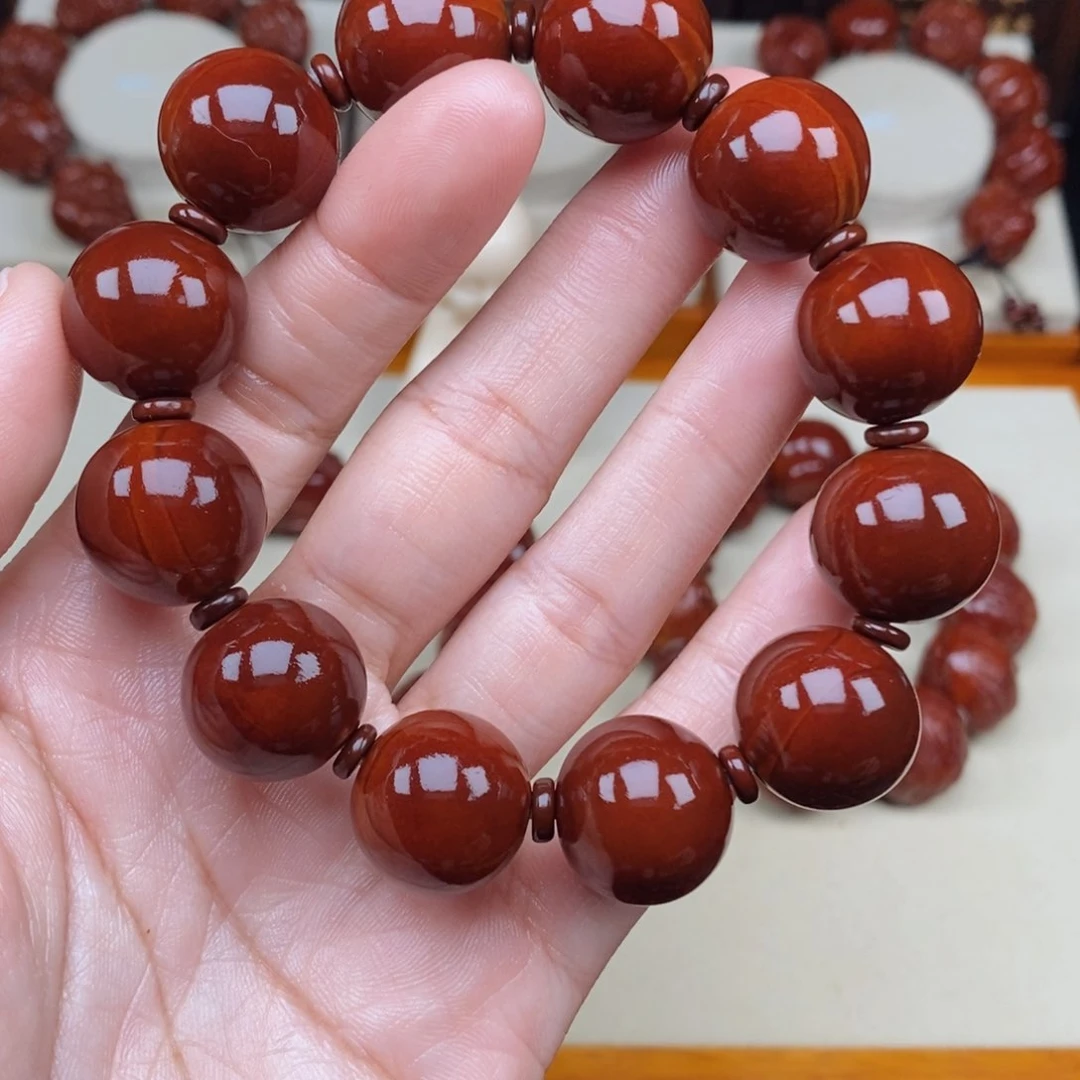 橄榄核吊坠衣****机光珠光珠