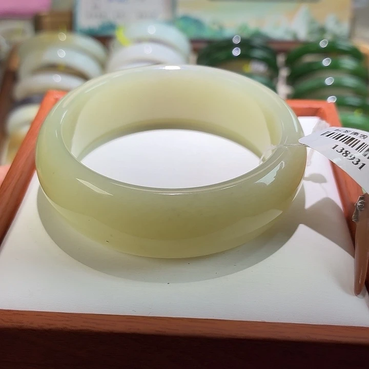 和田玉未镶嵌手镯11