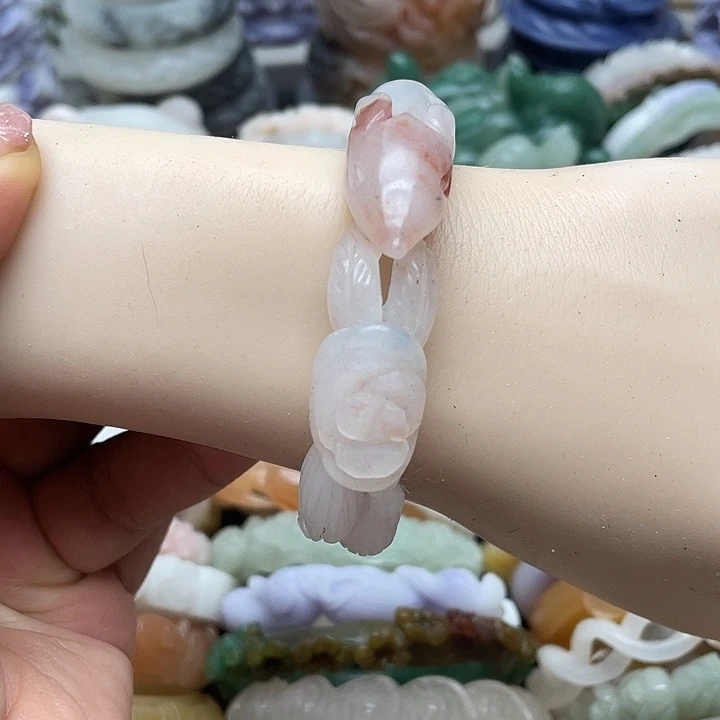 未镶嵌手镯石英岩玉