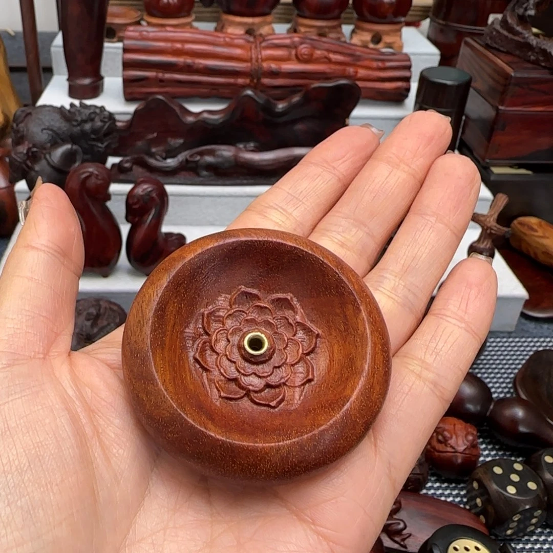 木生****?金星檀圆把件