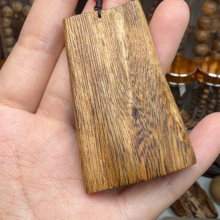 沉香碎屑沉香达拉干沉香无事牌8克