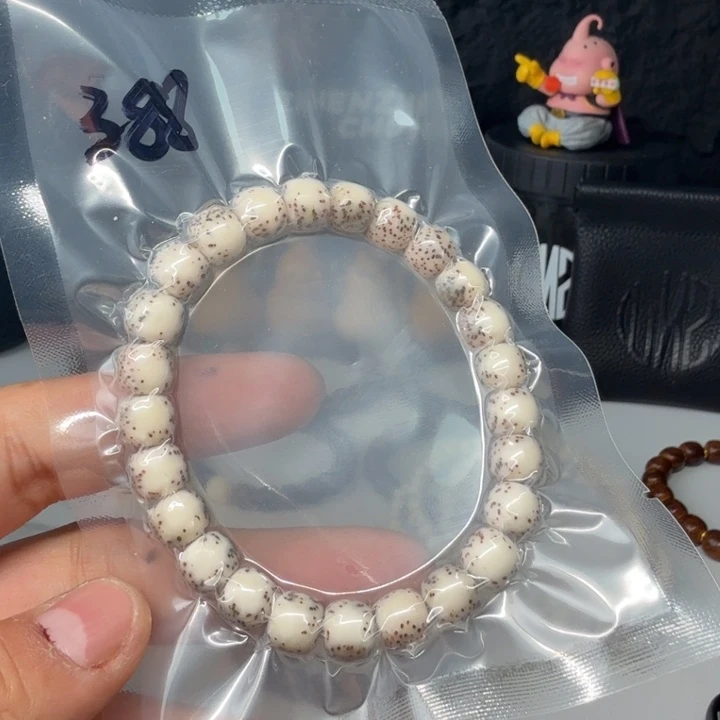 星月菩提手串河豚9*8