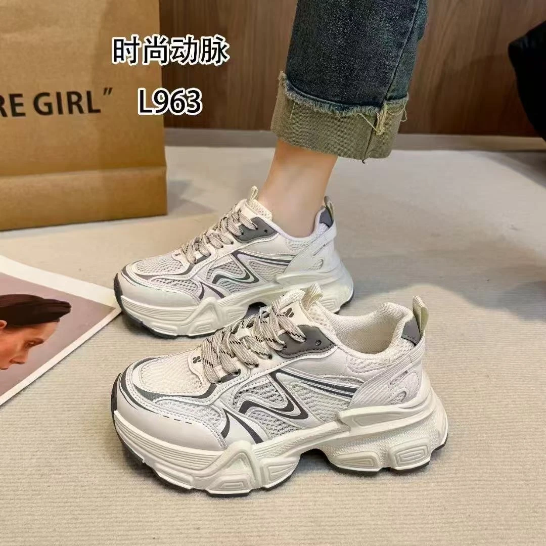 2025夏季休闲运动透气时尚厚底女款老爹鞋