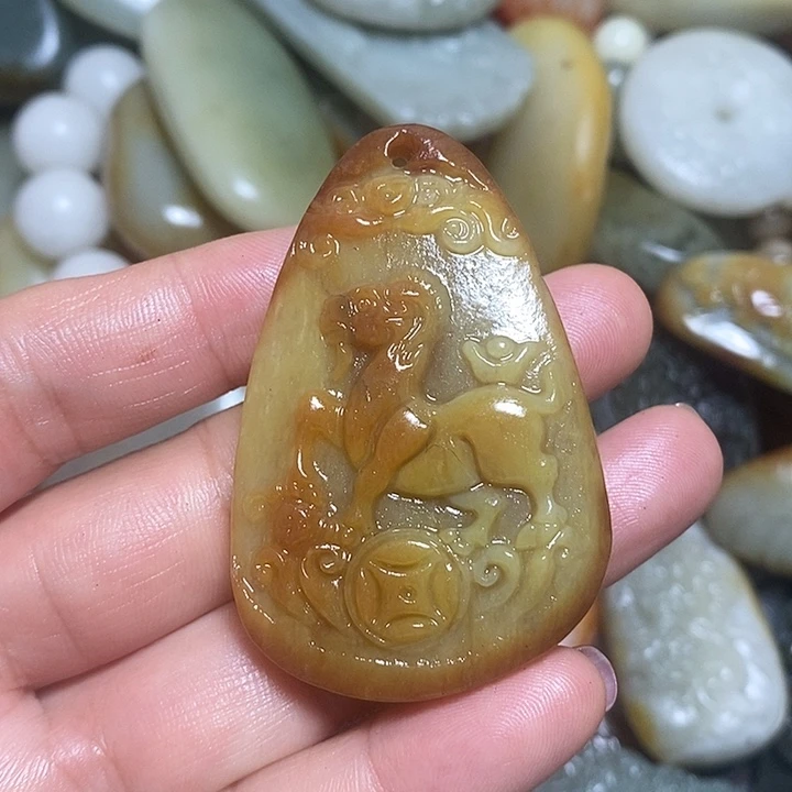 和田玉未镶嵌挂件
