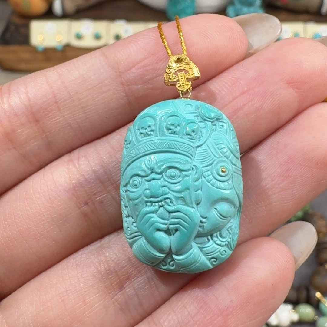18K金镶嵌绿松石吊坠(不含链)扎吉拉姆