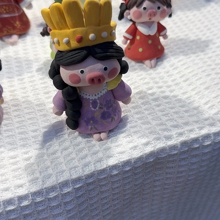 小***晶摆件陶瓷手工制作等工艺