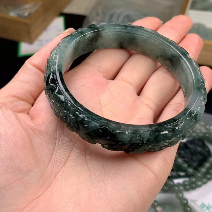 平***淡定制翡翠未镶嵌翡翠