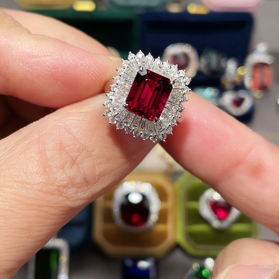 18K金镶嵌戒指碧玺3.88ct