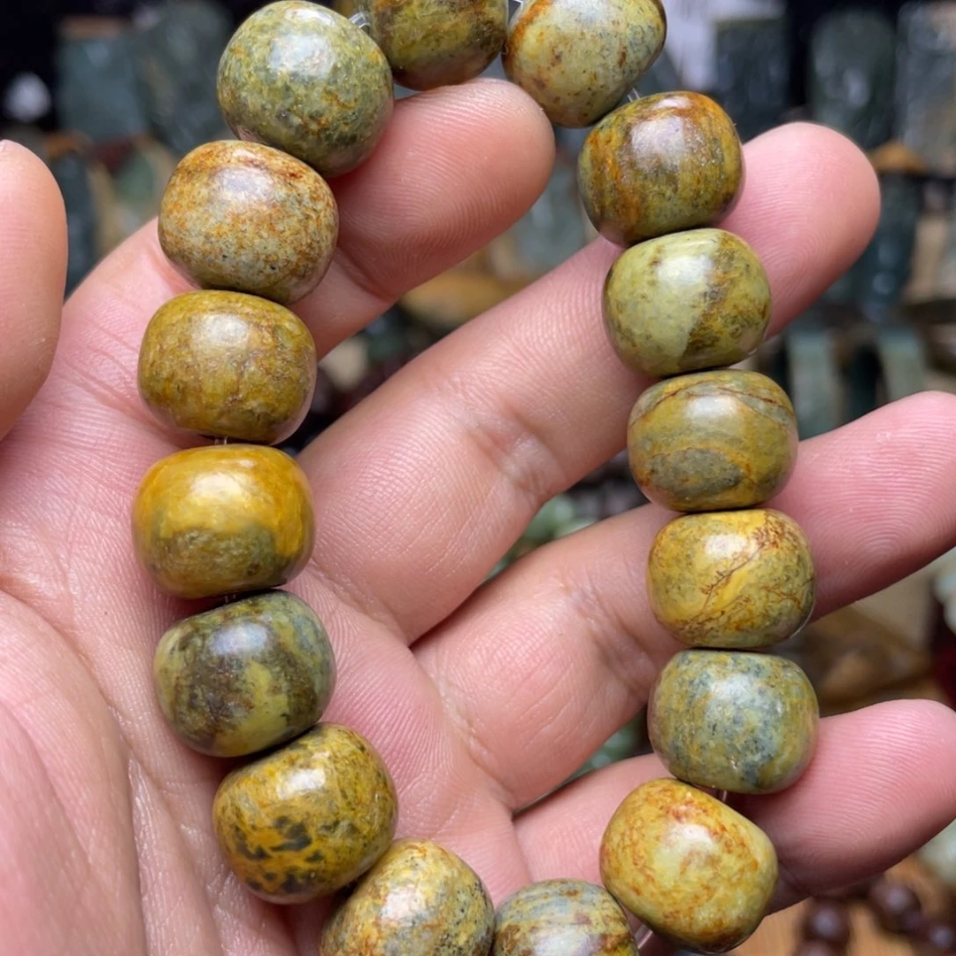 岫岩河磨玉（透闪石质玉）未镶嵌颈饰16×13