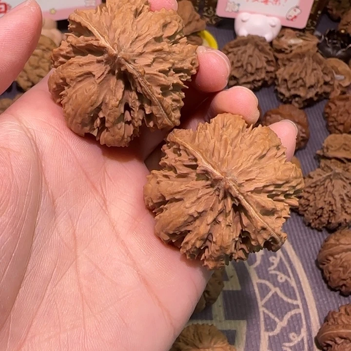 初***心核桃秦岭文玩核桃3