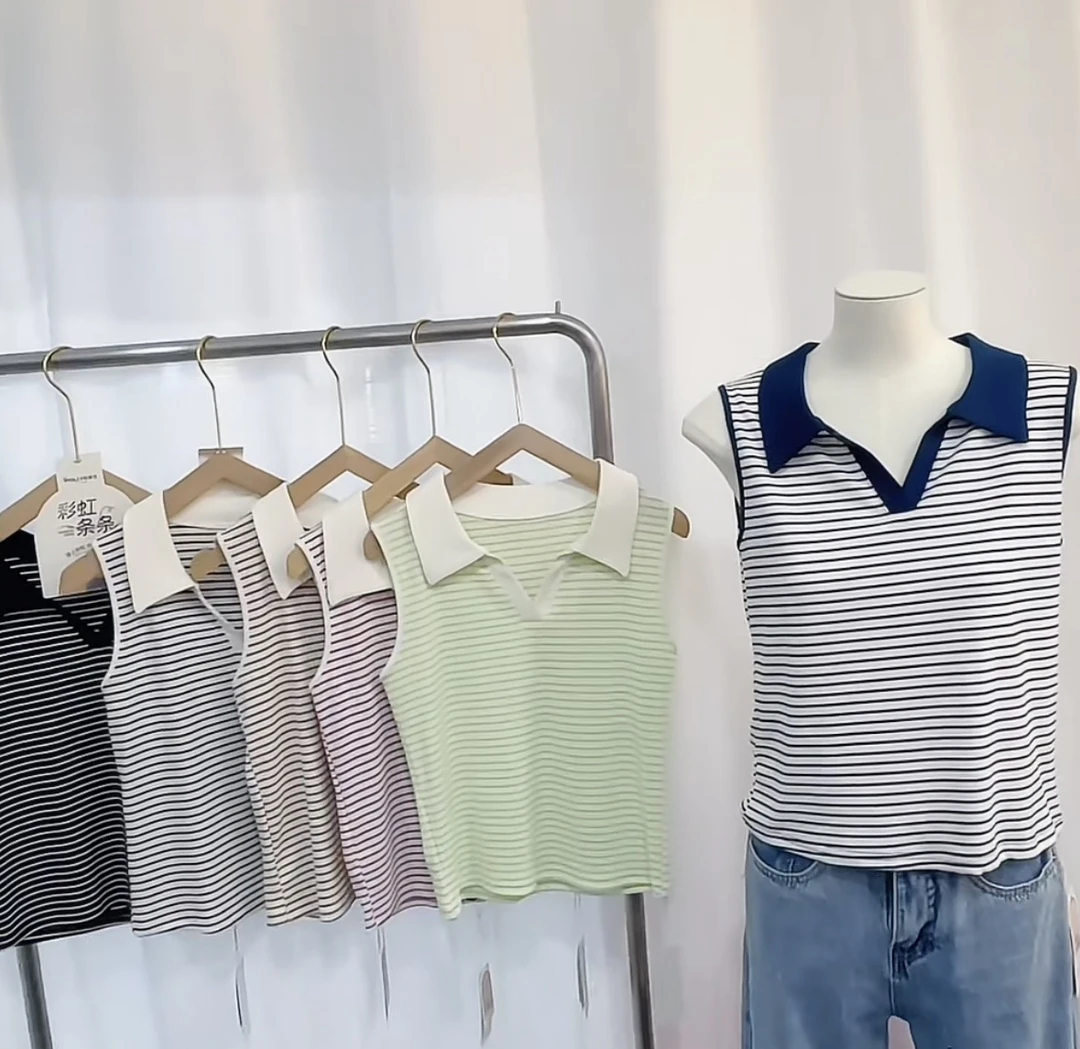 5623夏季 多巴胺彩虹条纹背心 polo领设计非常好看 80-135斤左右