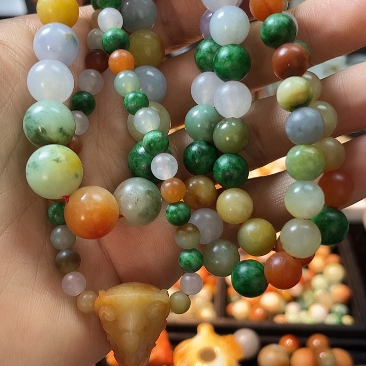 翡翠未镶嵌颈饰珠串