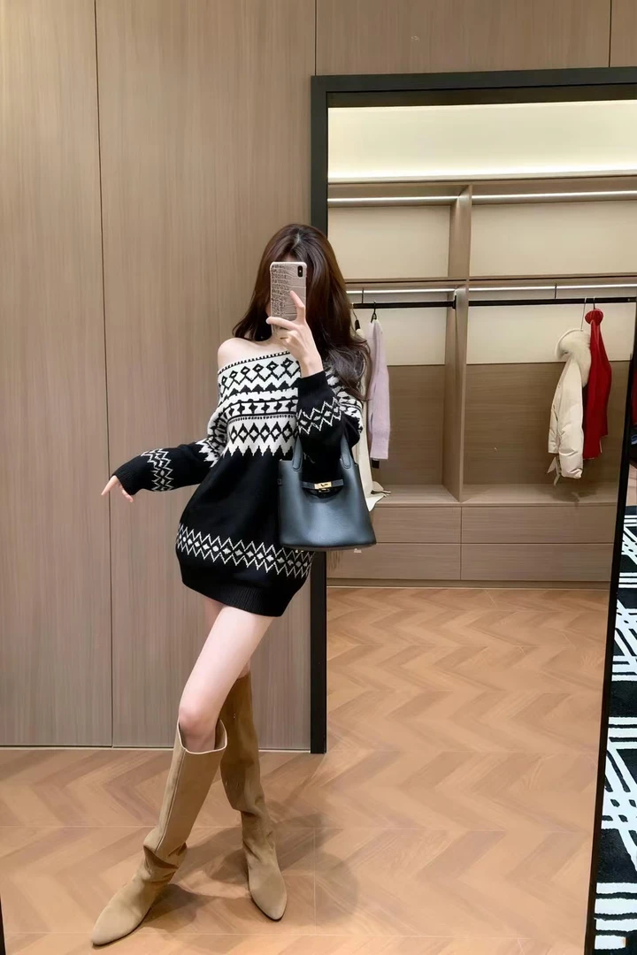 2026秋冬新款韩系气质费尔岛黑色提花气质软糯斜肩毛衣格纹半身裙