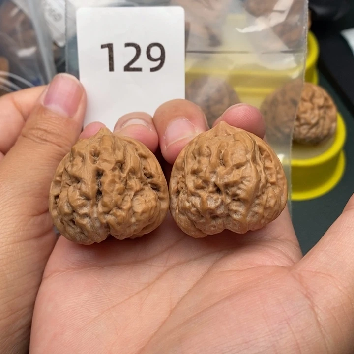 文玩核桃吊坠用****1129号全品哇35