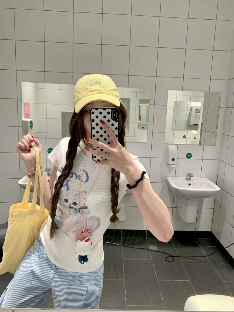 【叶子yez】短袖T恤可爱猫咪上衣白色针织时尚夏季条纹印花圆领ol