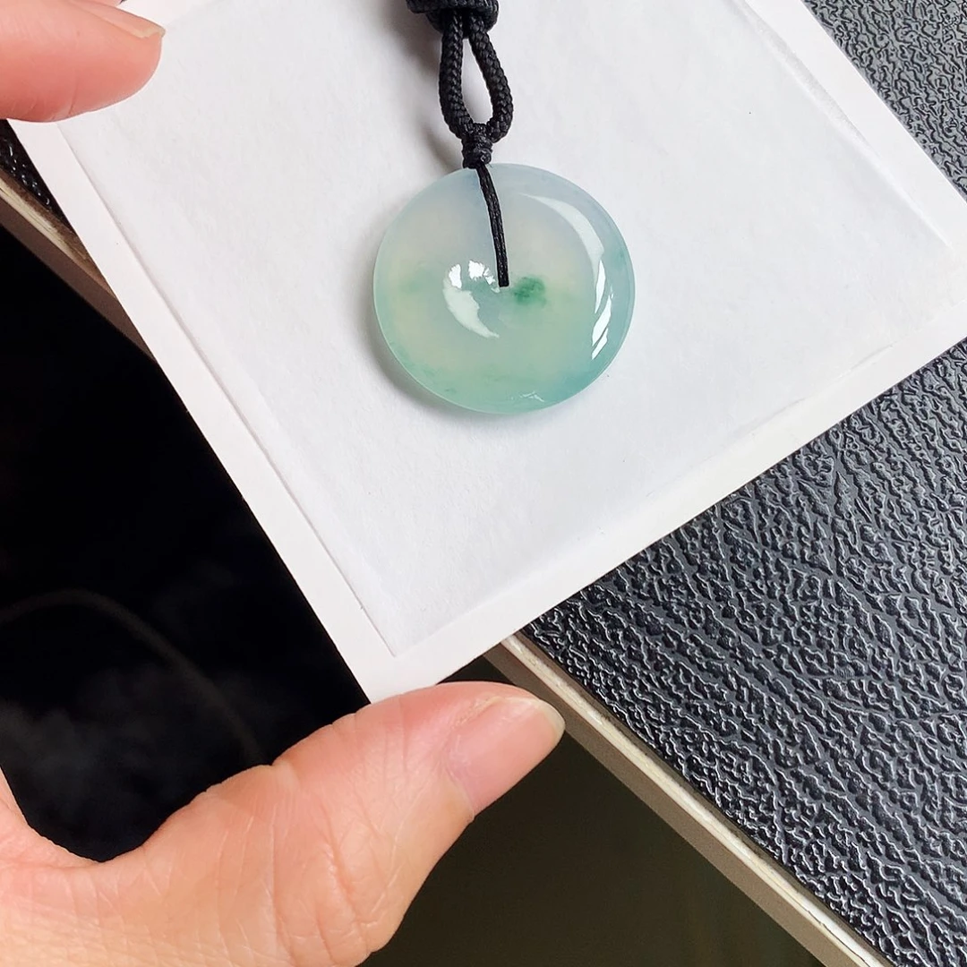 吊坠(不含链)未镶嵌翡翠平安扣