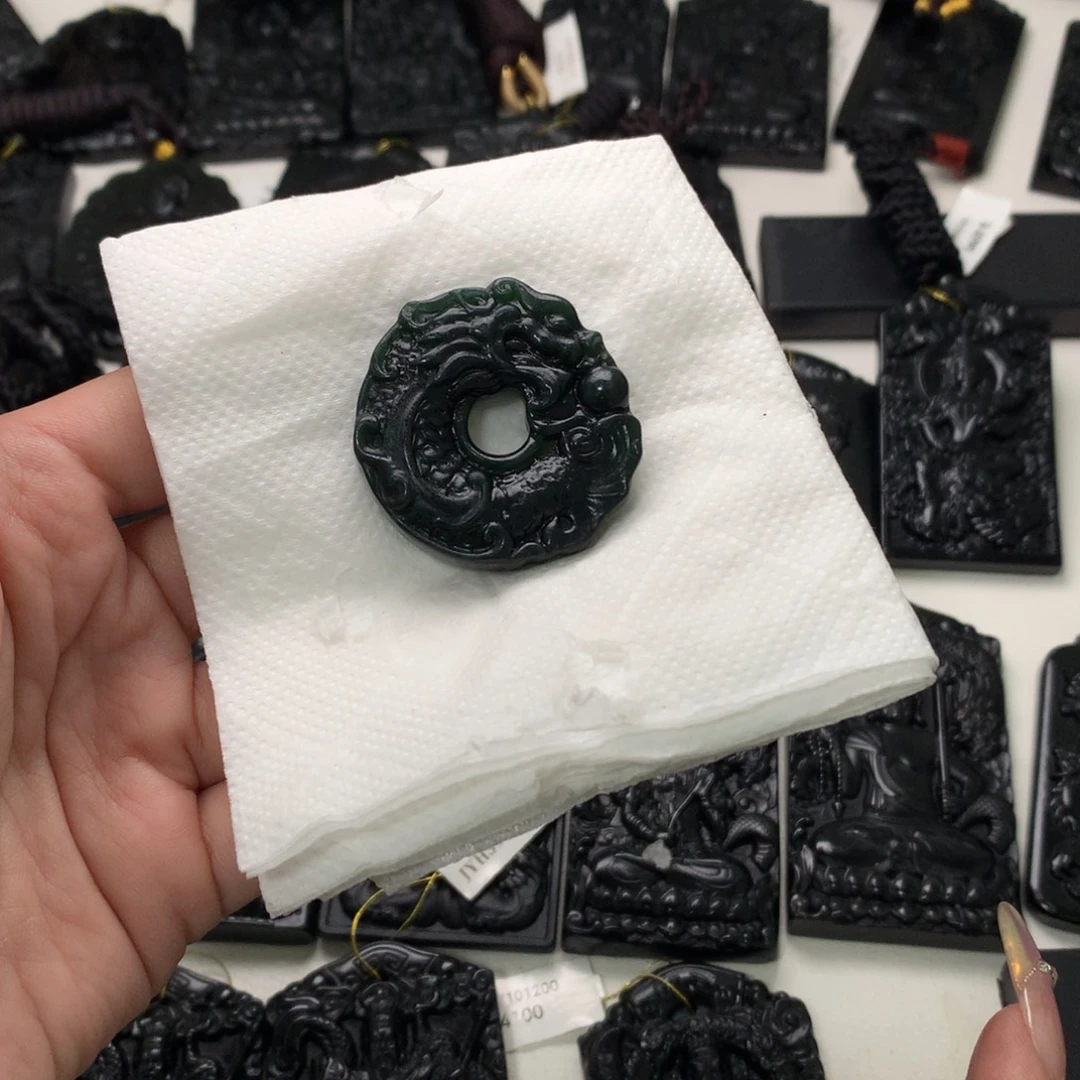 天然缅甸a货钢琴黑挂件