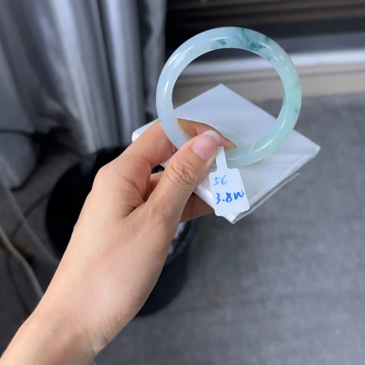 未镶嵌手镯翡翠翡翠手镯