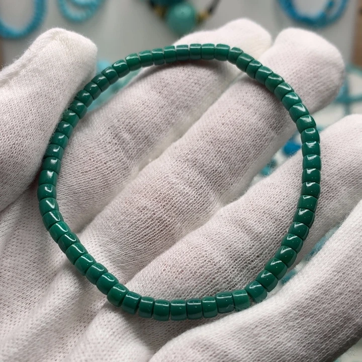 绿松石未镶嵌直切手串