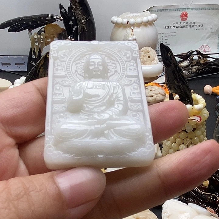 非金属贝壳玉化八大守护牌