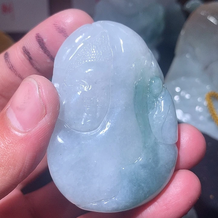 翡翠未镶嵌颈饰保真天然a货翡翠