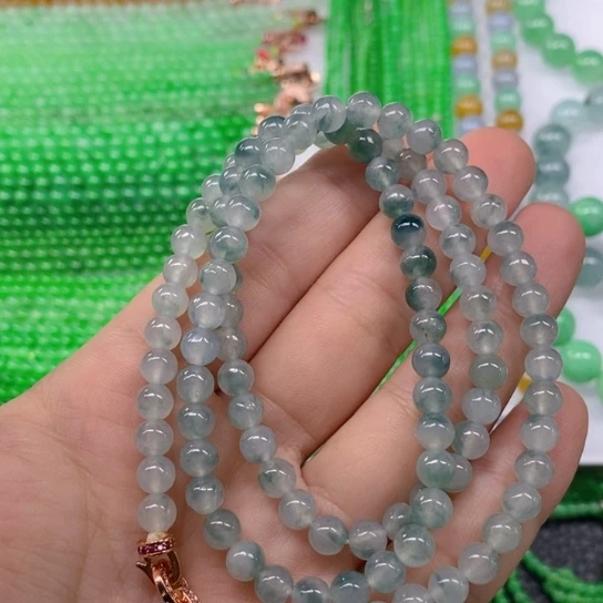 翡翠未镶嵌颈饰缅甸天然翡翠冰种飘花项链6