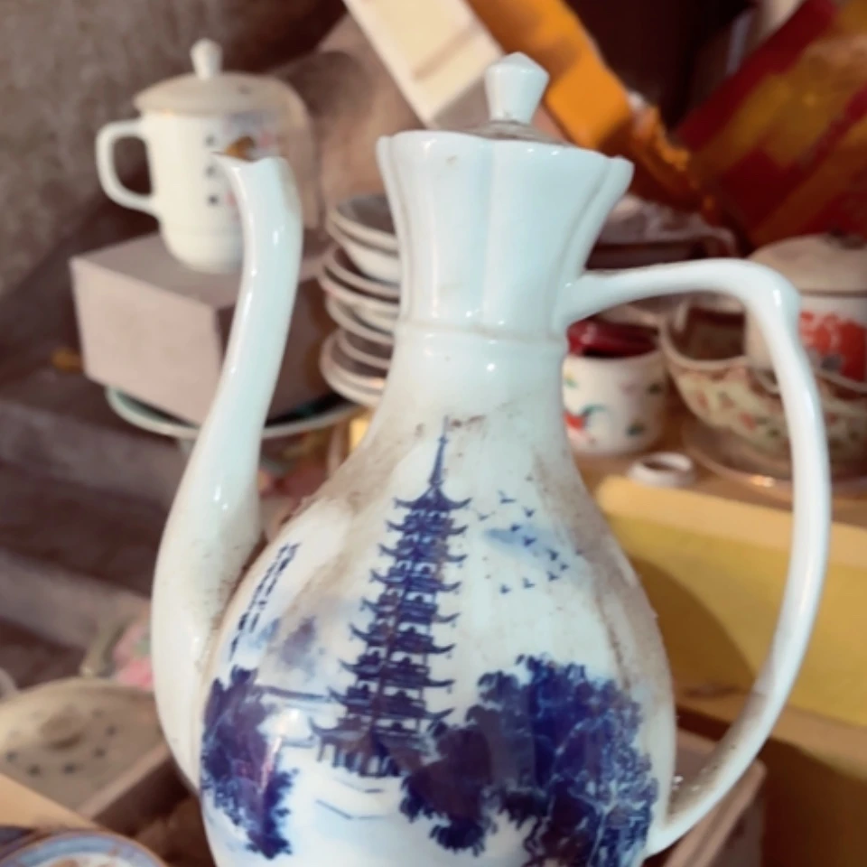 【闪购商品】紫砂盖碗青花茶壶1个