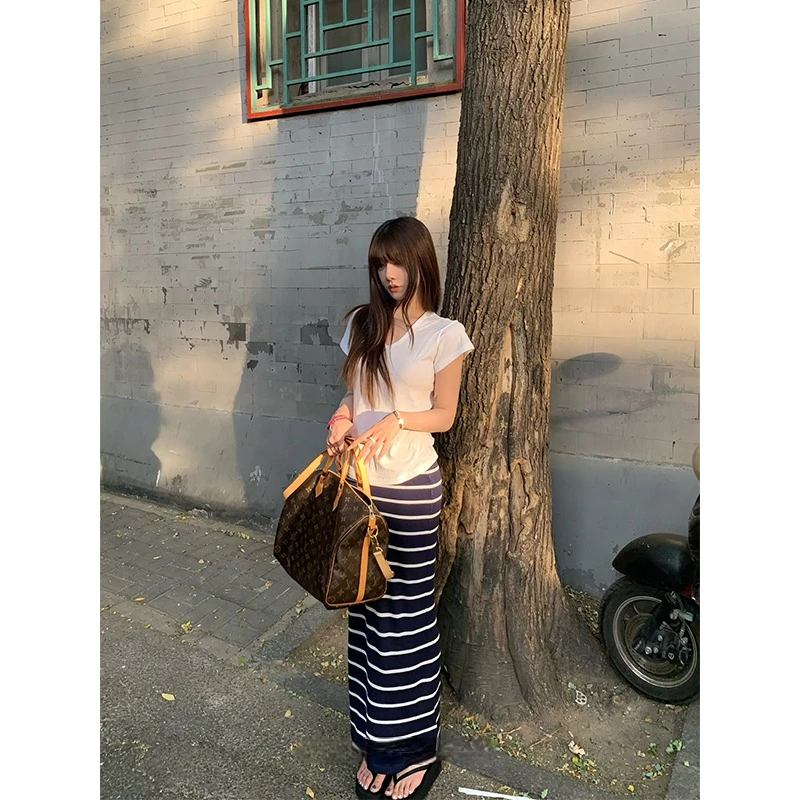 慵懒垂感条纹针织休闲长裙女夏季新款法式小众修身显瘦半身裙