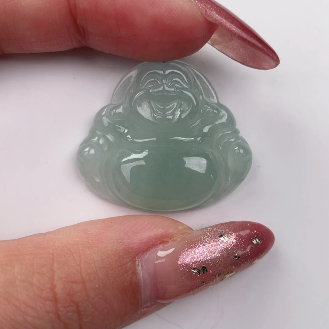 翡翠未镶嵌颈饰佛公