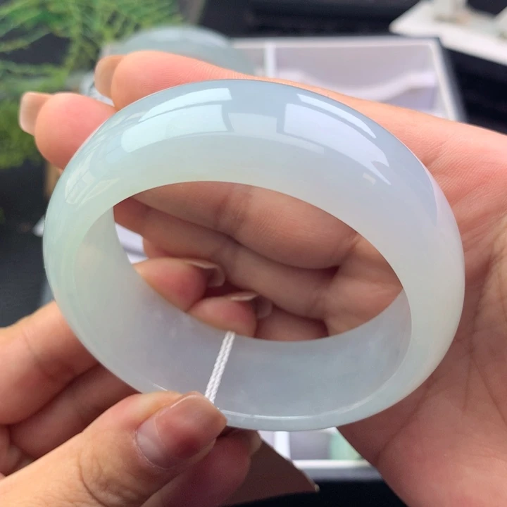 翡翠未镶嵌手镯天然翡翠手镯