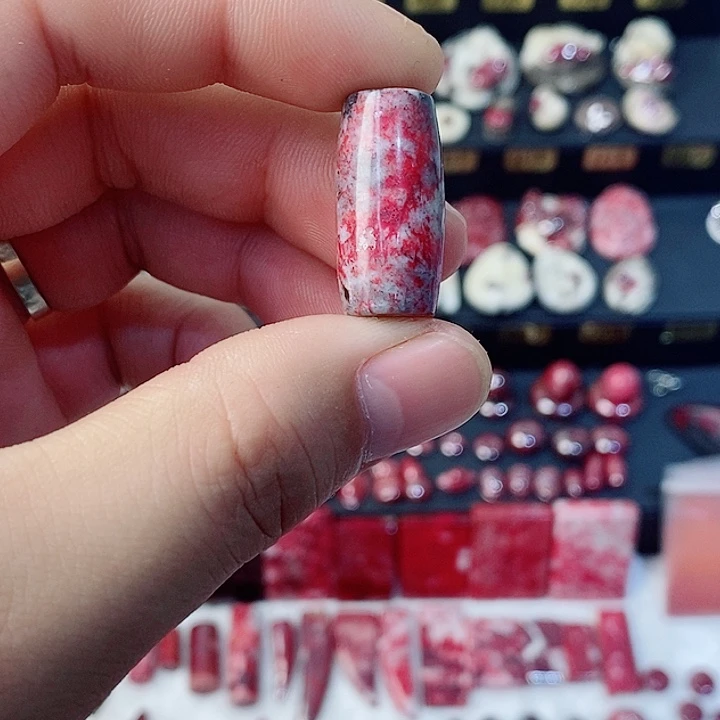 玥***秀天然辰砂天然朱砂吊坠99