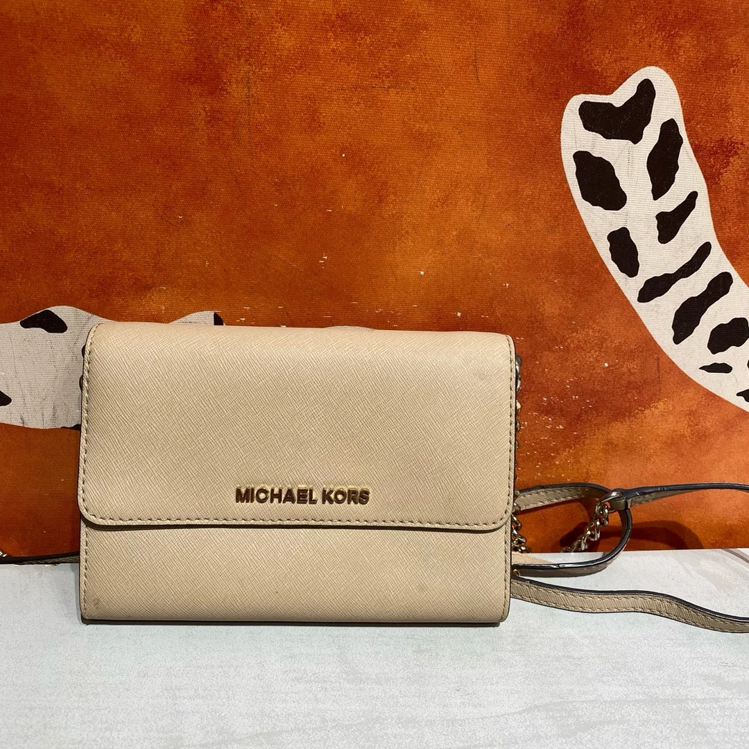 95新 MICHAELKORS/迈克高仕 12722 斜挎包