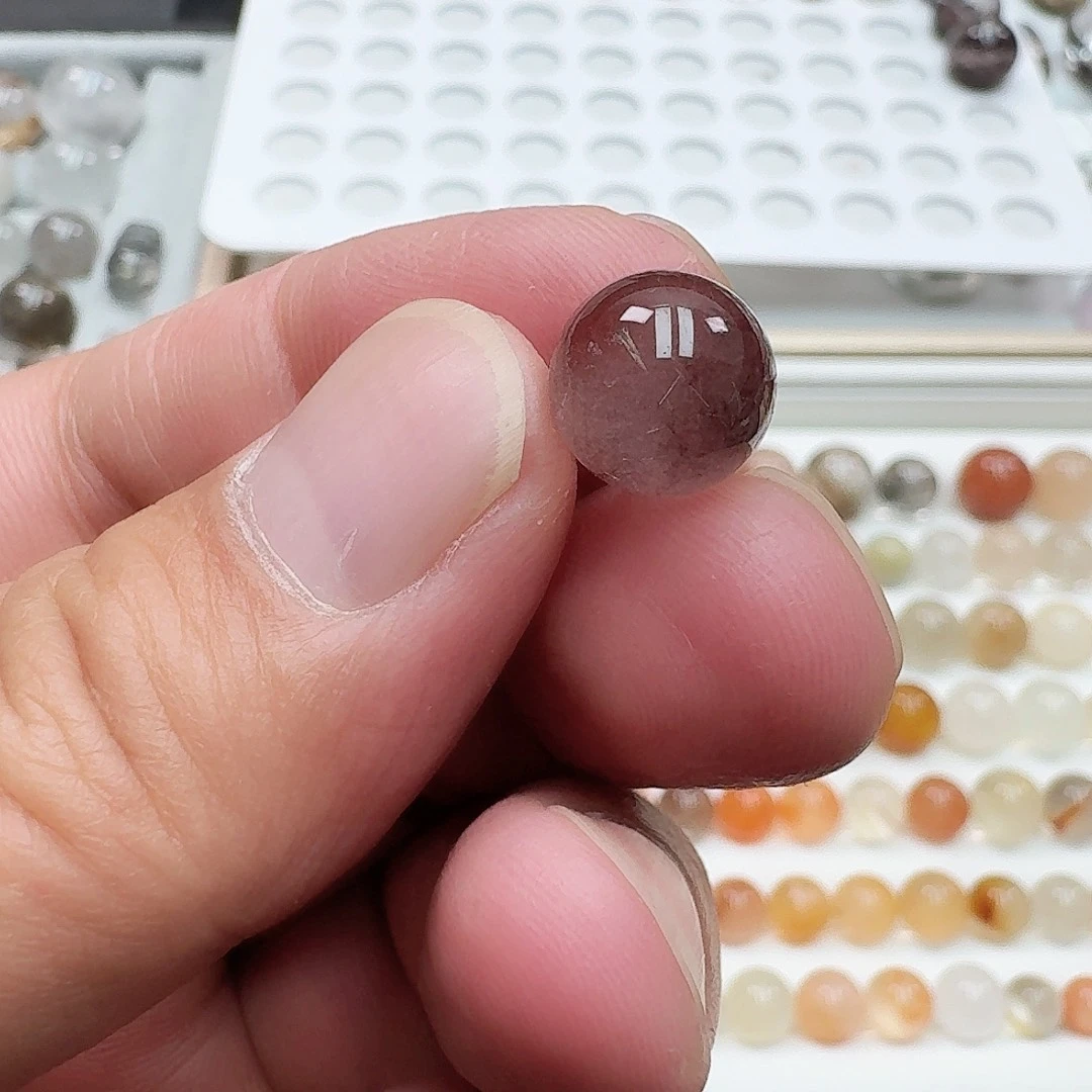 未镶嵌颈饰水晶?****天然水晶