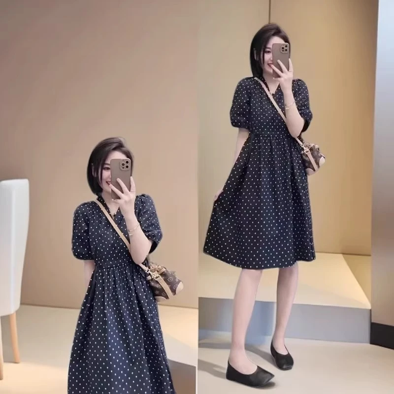 法式波点V领连衣裙女夏2025新款大码时尚高级感遮肉显瘦中长裙子