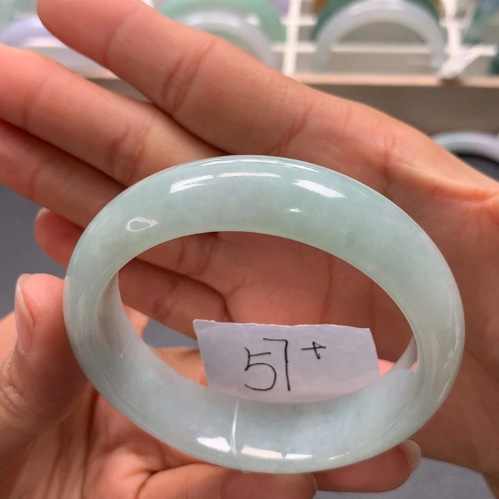 未镶嵌手镯翡翠手镯